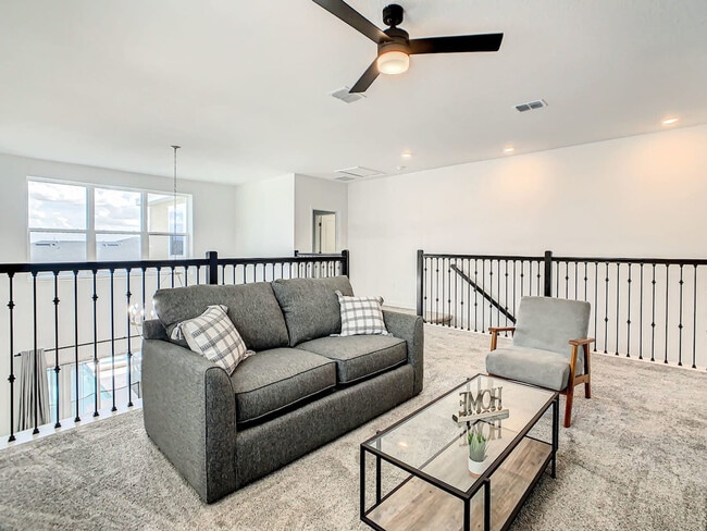 1119 Kingsbarn St