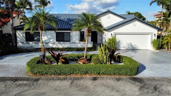 4541 SW 149th Ct in Miami, FL - Building Photo
