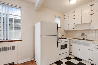 Elegante Apartments in Denver, CO - Foto de edificio - Building Photo