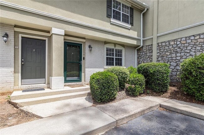 property at 6900 Roswell Rd