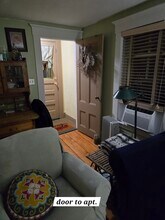 68 E Main St, Unit 68 E. Main Street, Glou M in Gloucester, MA - Foto de edificio - Building Photo