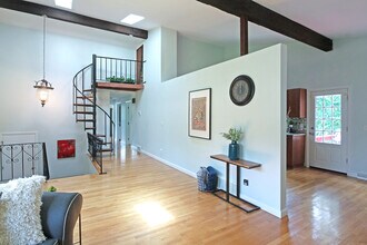 88 Saint Mary St in Needham, MA - Building Photo - Building Photo