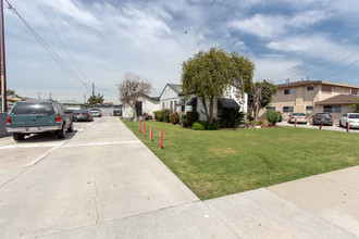 819 S Greenwood Ave in Montebello, CA - Building Photo - Building Photo