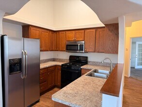 9800 E Lakeshore Dr in Prescott Valley, AZ - Building Photo - Building Photo
