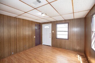 1805 Oriole Dr in League City, TX - Building Photo - Building Photo