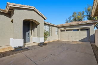 5185 S Eileen Dr in Chandler, AZ - Foto de edificio - Building Photo