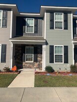 104 Meadow Way in Havelock, NC - Building Photo