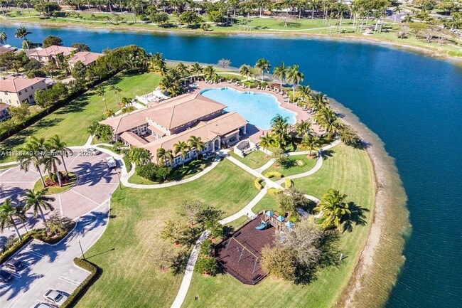 8879 SW 227th Terrace in Cutler Bay, FL - Building Photo - Building Photo