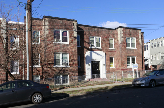 5514 1st St NW in Washington, DC - Building Photo - Building Photo