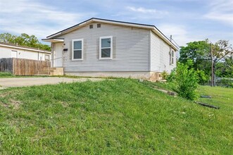 5316 Carver Dr in Fort Worth, TX - Foto de edificio - Building Photo