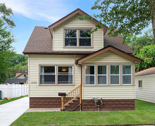 property at 1753 College St