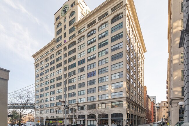 The Clock Tower Building in Brooklyn, NY - Foto de edificio - Building Photo