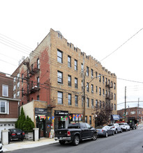 1802 Lurting Ave in Bronx, NY - Foto de edificio - Building Photo