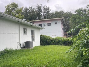 6316 NW 1st Ct in Miami, FL - Building Photo - Building Photo