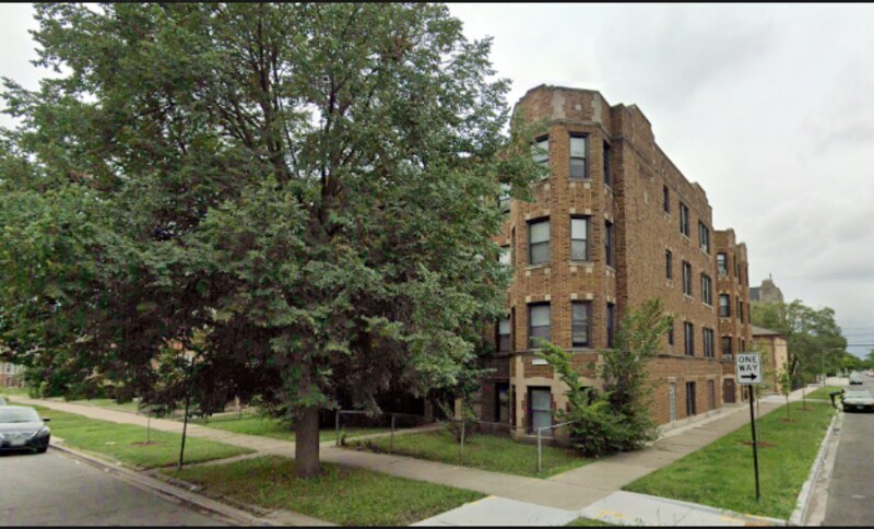 1739 W 80th St in Chicago, IL - Building Photo
