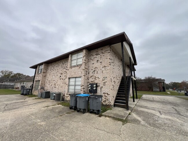 5170 Weston in Baker, LA - Building Photo - Building Photo