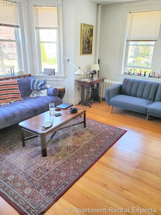 170 Maple St, Unit #111 in Malden, MA - Building Photo