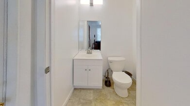 8149 Trevellian Way in Indianapolis, IN - Building Photo - Building Photo