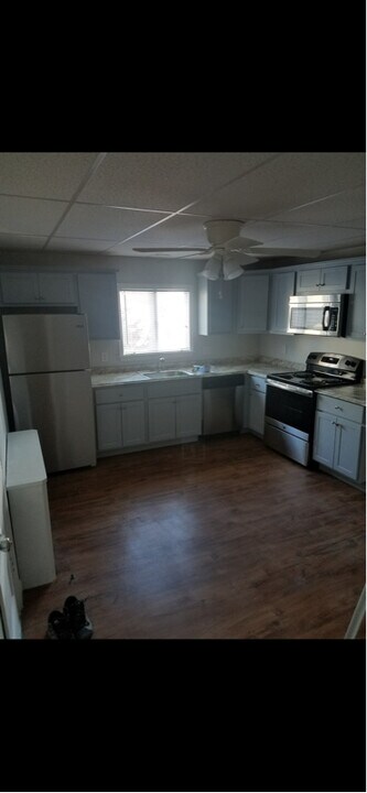 605 George St in Throop, PA - Building Photo