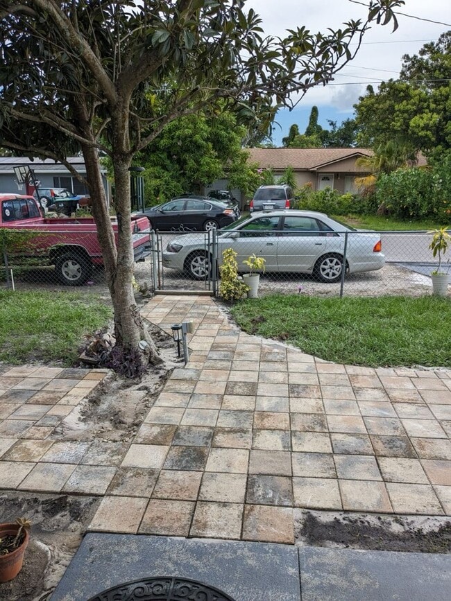 11 N Lancelot Ave in Orlando, FL - Building Photo - Building Photo