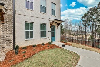 4360 Sims Park Pl. in Suwanee, GA - Building Photo - Building Photo