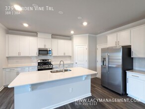 379 Garden Vine Trl in Raleigh, NC - Building Photo - Building Photo