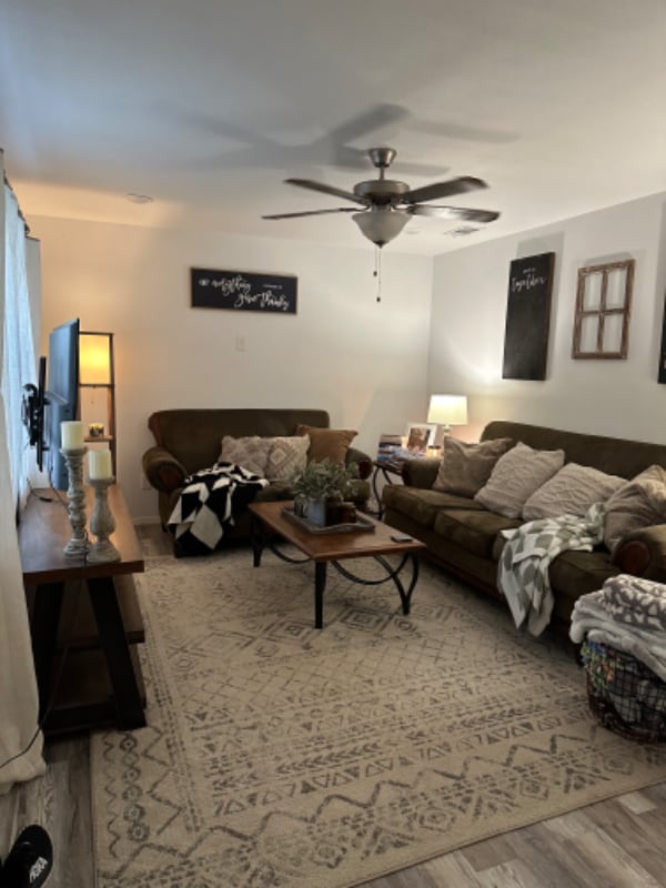 property at 212 N Rowland Ave