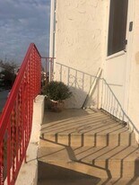 134 Coolidge Ave, Unit 2 in Long Beach, NY - Building Photo