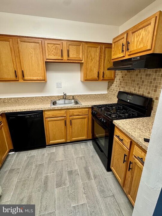 3811 Swann Rd in Suitland, MD - Building Photo