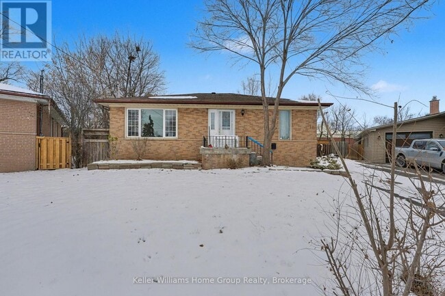 18 Gower Ct in Halton Hills, ON - Building Photo - Building Photo