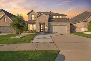 321 Fulton St in Oak Point, TX - Building Photo