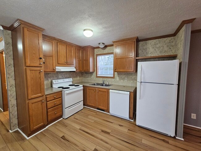 property at 32 Bramblewood Rd