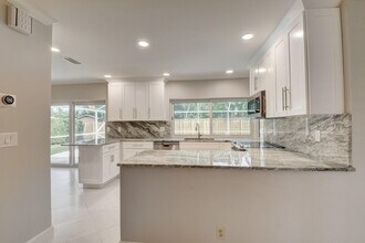 701 Apple Tree Ln in Boca Raton, FL - Building Photo - Building Photo