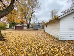1425 W Gilbert St in Muncie, IN - Building Photo - Building Photo