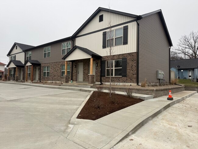 351 Boone St in Troy, MO - Building Photo - Building Photo