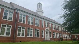 27 Hege Drive in Lexington, NC - Building Photo