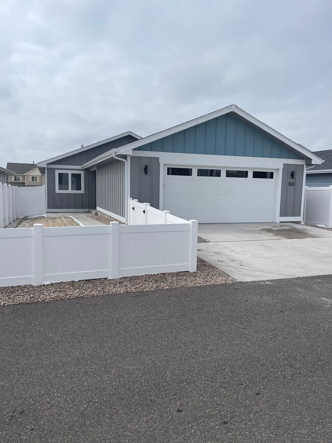 4723 Van Buren Ave in Cheyenne, WY - Building Photo - Building Photo