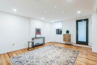 209.5 4th St in Jersey City, NJ - Building Photo - Building Photo