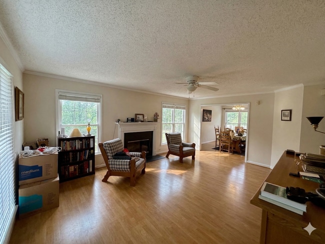 212 Stonybrook Cir in Athens, GA - Building Photo - Building Photo