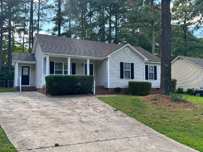 5949 Presentation St in Knightdale, NC - Building Photo - Building Photo