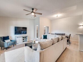 9322 Shipman St in Rowlett, TX - Building Photo - Building Photo