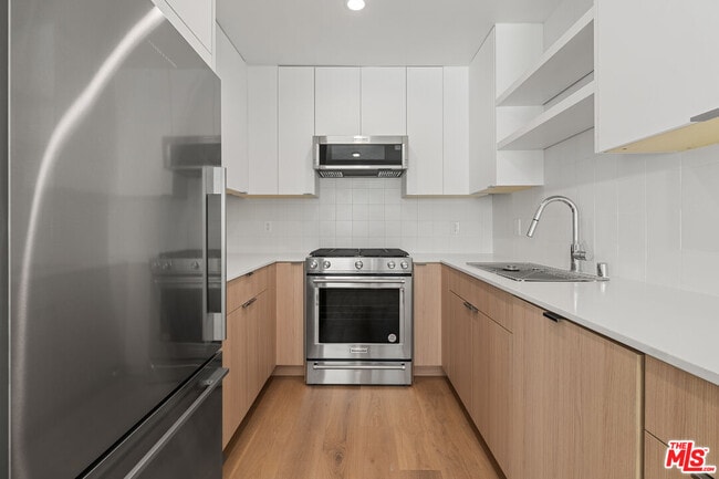 property at 612 Huntley Dr