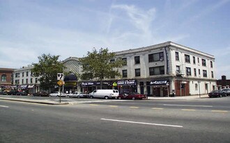 44-53 Westchester Sq in Bronx, NY - Building Photo