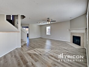 208 Vivian Dr in Waxahachie, TX - Building Photo - Building Photo