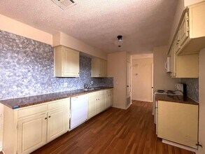 1108 Parkview Dr in Oklahoma City, OK - Building Photo - Building Photo