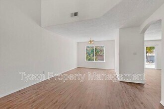 6605 Ventana Hills Rd NW in Albuquerque, NM - Building Photo - Building Photo