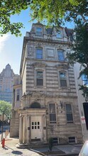 313 S 17th St, Unit 2R in Philadelphia, PA - Building Photo - Building Photo