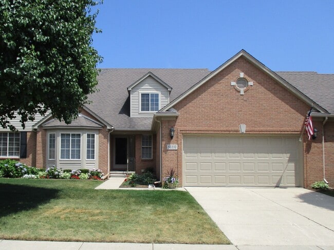 property at 52232 Silvanna Ln