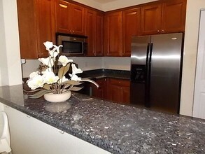 1551 SE Wilshire Pl in Stuart, FL - Building Photo - Building Photo