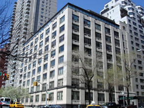 2 East End Ave in New York, NY - Building Photo - Building Photo